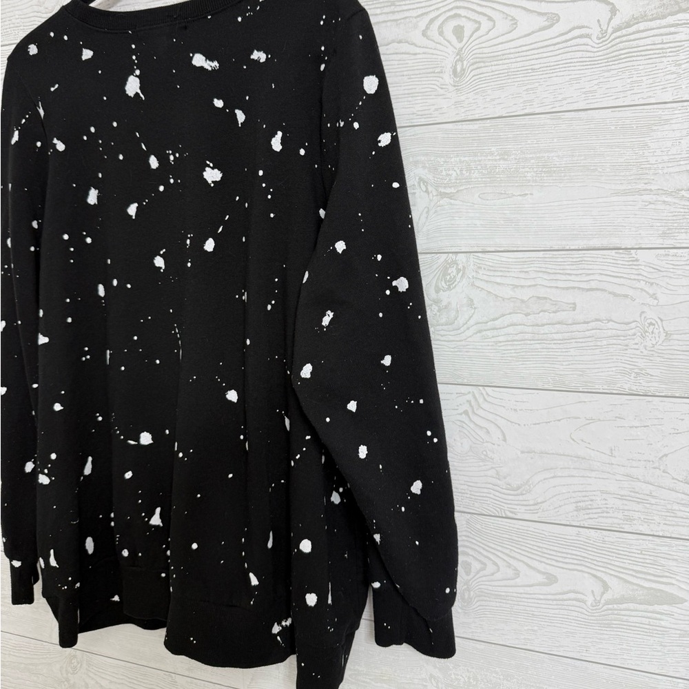 The Vinyl Icons Women’s Black Pullover “KISS” Sweatshirt. Size 2 (XL) - Picture 4 of 7